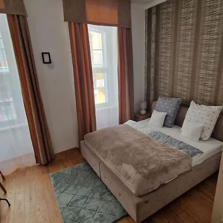 King Street Apartman *