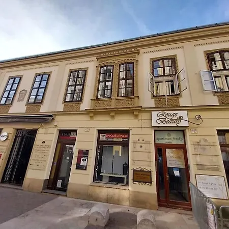 King Street Pécs