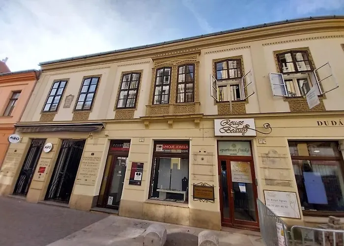 King Street Pécs